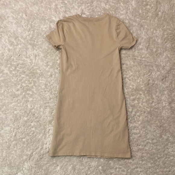 Old Navy Neutral Tan Short Sleeve T-Shirt Dress - Picture 3 of 4